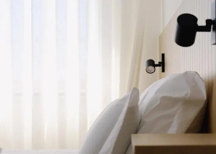 Casa D'albarrois 4* アレンケル